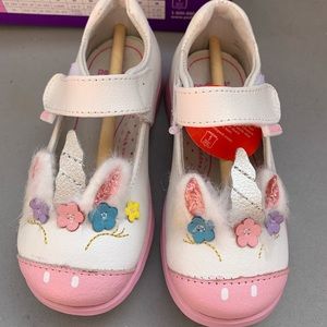 pediped white Unicorn shoes size 24